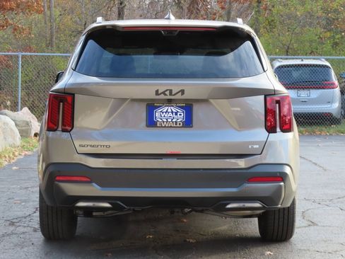 New 2026 Kia Sorento SX Prestige image 19