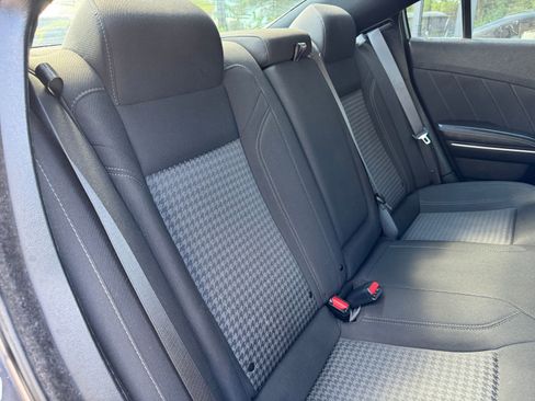 Used 2023 Dodge Charger SXT RWD image 18