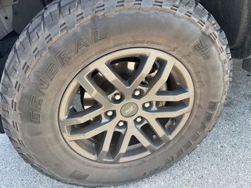 Used 2021 Ford Ranger Lariat w/ Tremor Off-Road Package AWD/4WD image 11