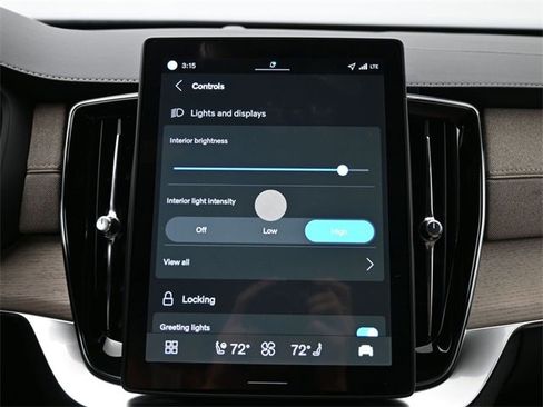 New 2026 Volvo XC90 B6 Core image 17