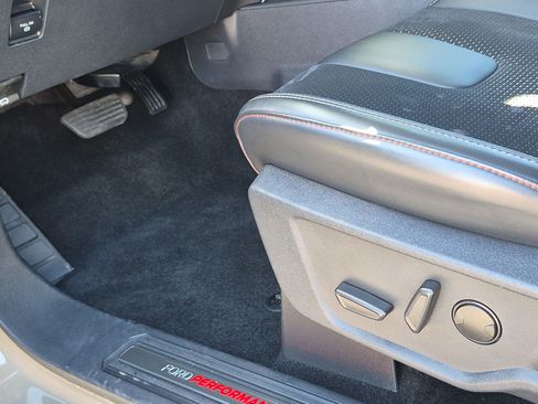 Used 2025 Ford Bronco Raptor AWD/4WD image 17