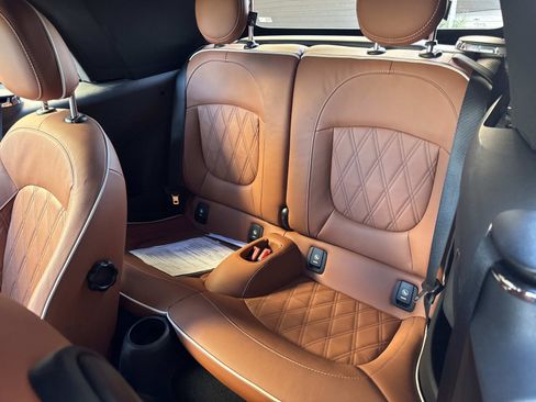 Certified 2023 MINI Cooper S w/ Signature Upholstery Package image 12