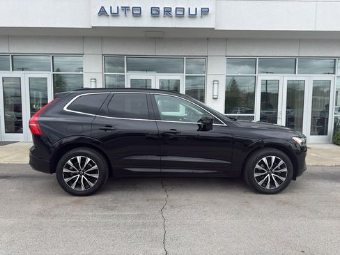 Used 2023 Volvo XC60 B5 Core w/ Climate Package AWD/4WD image 2