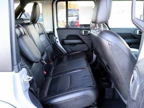 Used 2023 Jeep Wrangler Unlimited Sahara w/ Cold Weather Group image 25