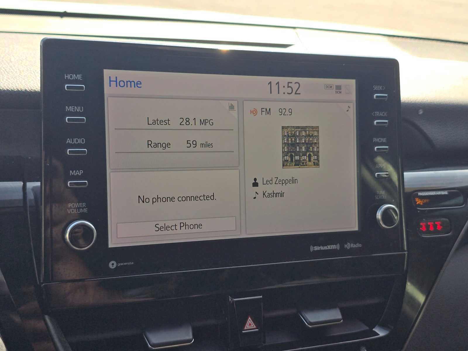 Used 2021 Toyota Camry XSE FWD image 27