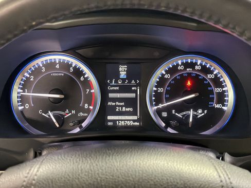 Used 2016 Toyota Highlander XLE w/ Protection Package #3 image 19