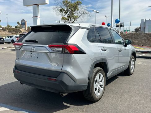 Used 2025 Toyota RAV4 LE AWD/4WD image 3