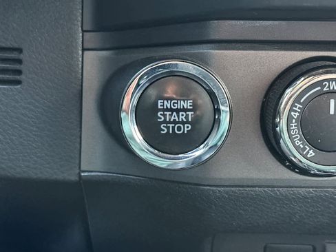 Used 2022 Toyota Tacoma TRD Off-Road w/ Technology Package image 22