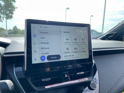 Used 2025 Toyota Corolla XSE image 24