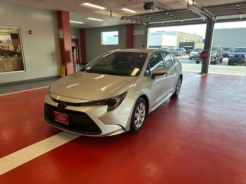 Certified 2024 Toyota Corolla LE image 7