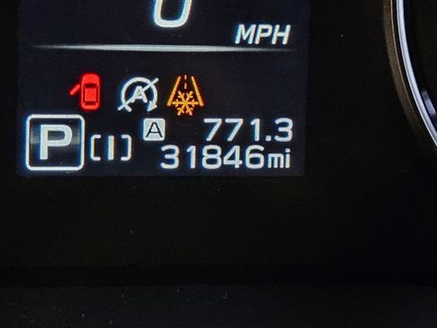 Used 2024 Subaru Crosstrek 2.0i Premium image 30