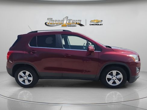 Used 2016 Chevrolet Trax LT FWD image 8