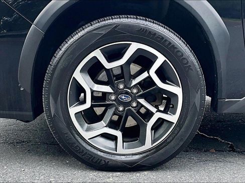 Used 2017 Subaru Crosstrek 2.0i Premium AWD/4WD image 16