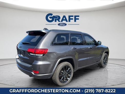 Used 2020 Jeep Grand Cherokee Altitude RWD image 7