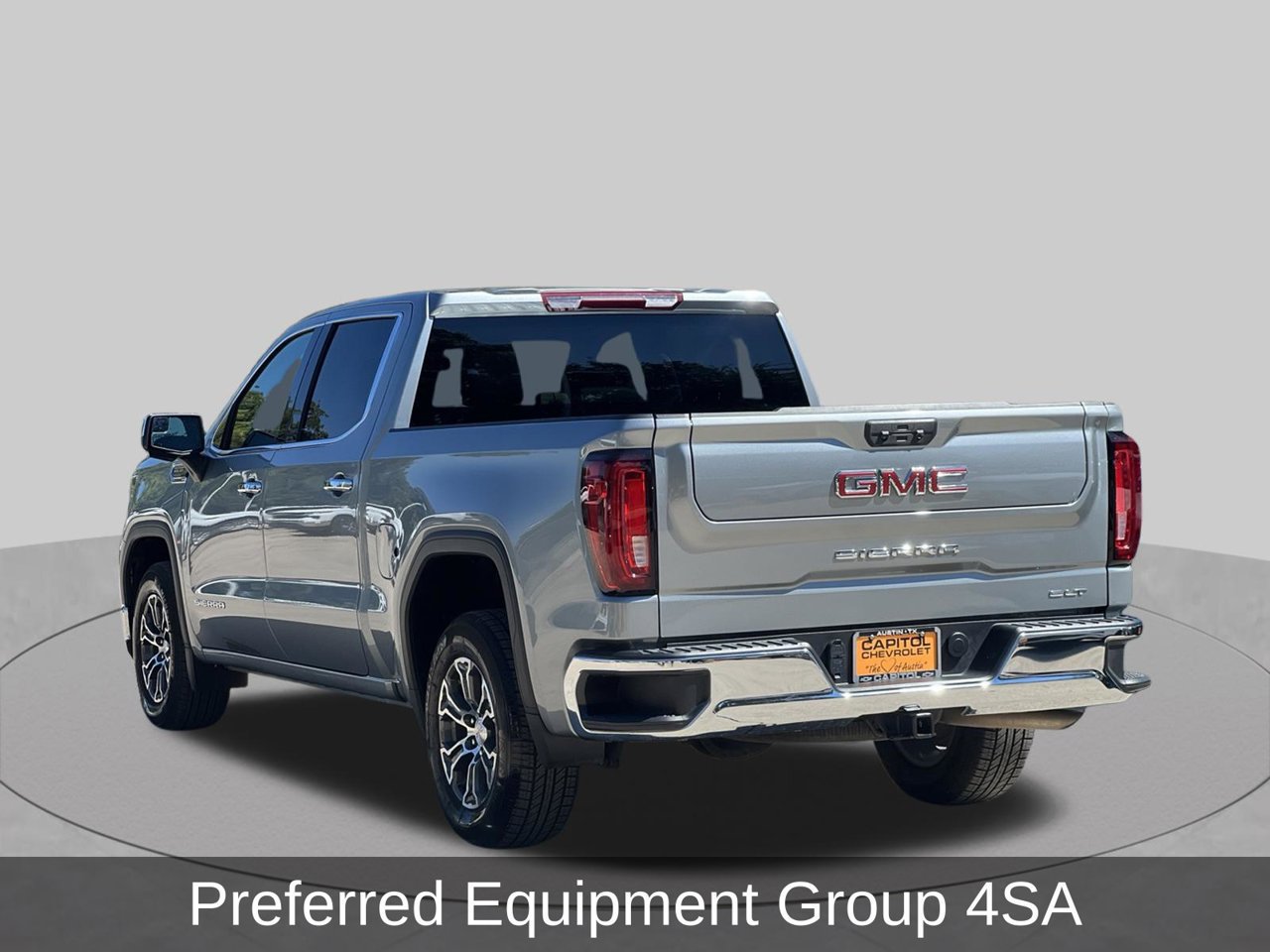 Used 2025 GMC Sierra 1500 SLT RWD image 3