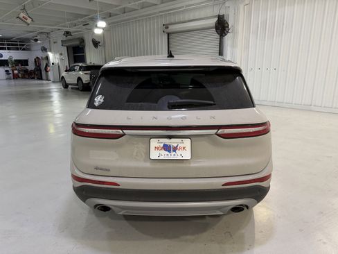 Used 2024 Lincoln Corsair Reserve image 4