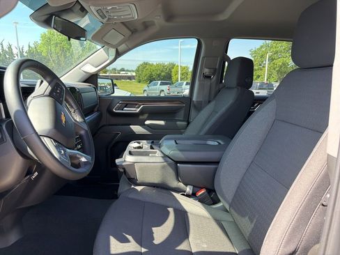 Certified 2026 Chevrolet Silverado 1500 LT AWD/4WD image 8