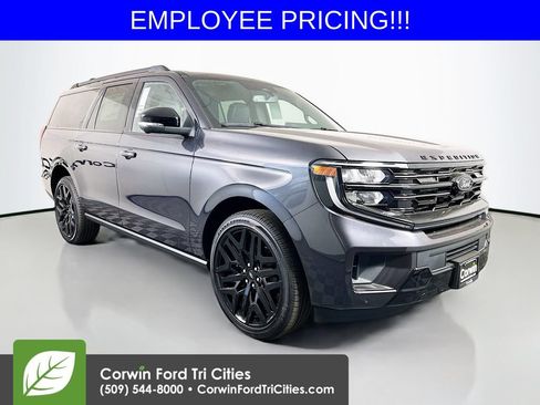 New 2026 Ford Expedition Max Platinum w/ Stealth Performance Package AWD/4WD image 5