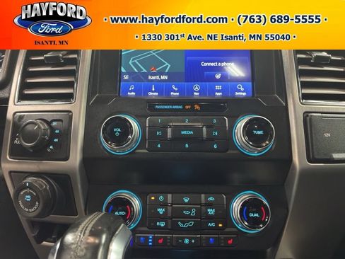 Used 2019 Ford F150 Platinum w/ Equipment Group 701A Luxury AWD/4WD image 17