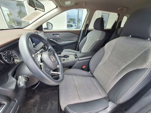 Certified 2023 Nissan Rogue SV FWD image 10