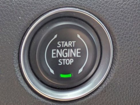 Used 2025 GMC Acadia Elevation image 27