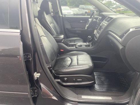 Used 2015 GMC Acadia SLT AWD/4WD image 10