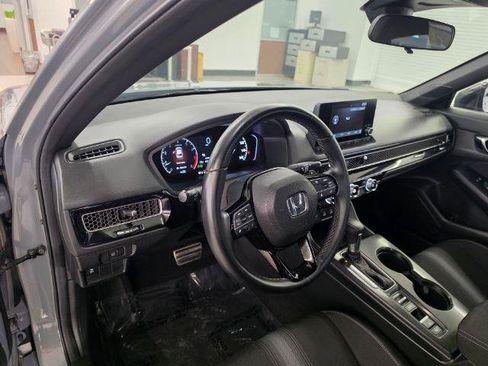 Used 2025 Honda Civic Sport image 7