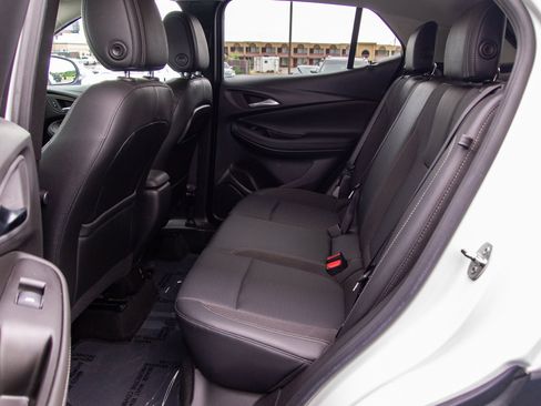 Used 2022 Buick Encore GX Preferred FWD image 25