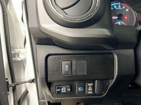 Used 2023 Toyota Tacoma TRD Sport AWD/4WD image 18