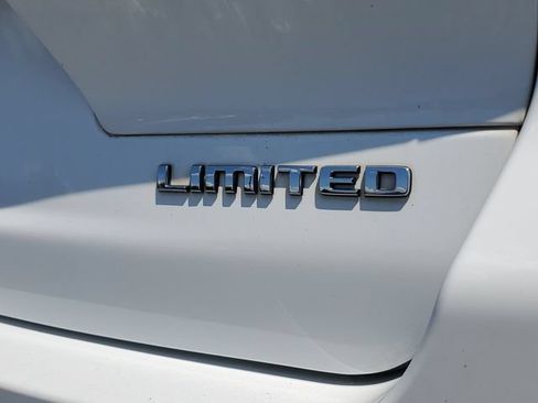 Certified 2021 Jeep Grand Cherokee L Limited RWD image 8
