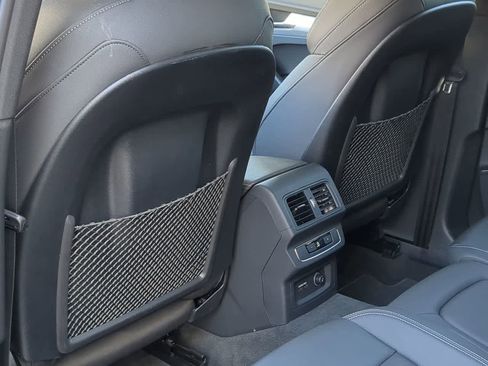 Used 2025 Audi Q5 2.0T Premium image 18