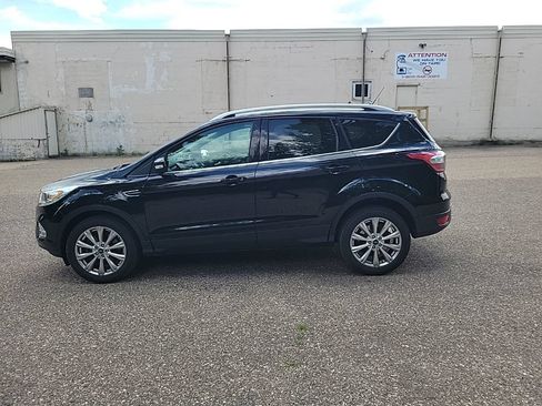 Used 2018 Ford Escape Titanium AWD/4WD image 23