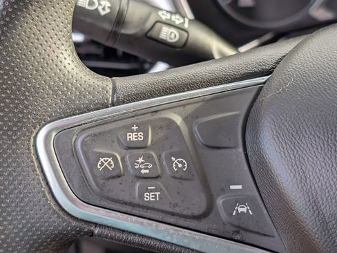 Used 2022 Chevrolet Equinox LS w/ LS Convenience Package FWD image 27