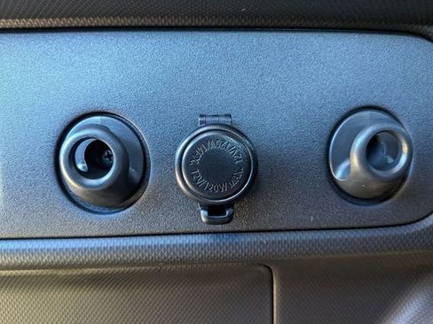 New 2025 Subaru Forester Limited w/ Popular Package image 29