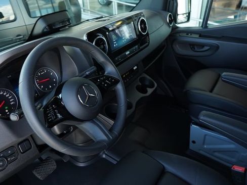 New 2025 Mercedes-Benz Sprinter 2500 image 2