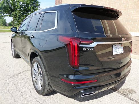 Used 2023 Cadillac XT6 Premium Luxury w/ Technology Package AWD/4WD image 5