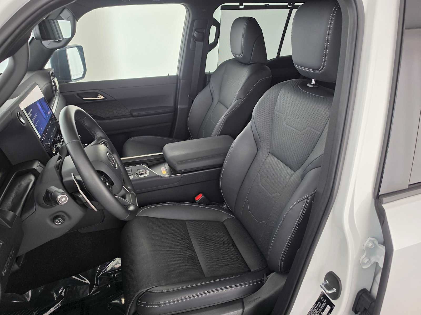 Certified 2026 Lexus GX 550 w/ Cold Area Package AWD/4WD image 23