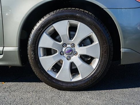 Used 2008 Volvo V70 image 14