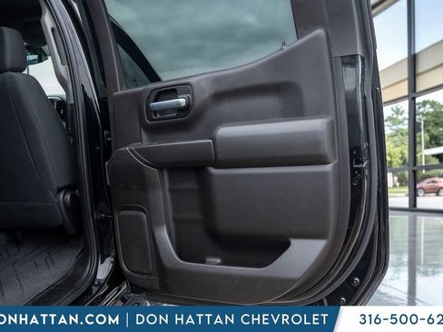 Used 2021 Chevrolet Silverado 1500 Custom Trail Boss AWD/4WD image 18