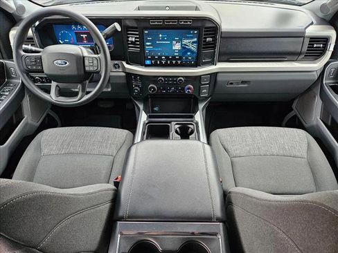 Used 2023 Ford F250 XLT w/ Black Appearance Package AWD/4WD image 19