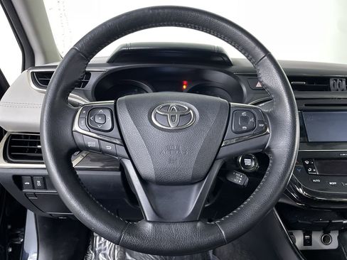 Used 2015 Toyota Avalon XLE image 13