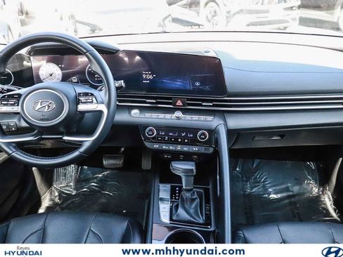 Certified 2023 Hyundai Elantra Limited FWD image 12