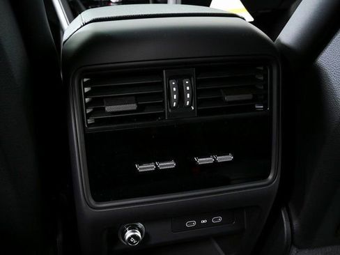 New 2026 Porsche Cayenne Coupe image 22