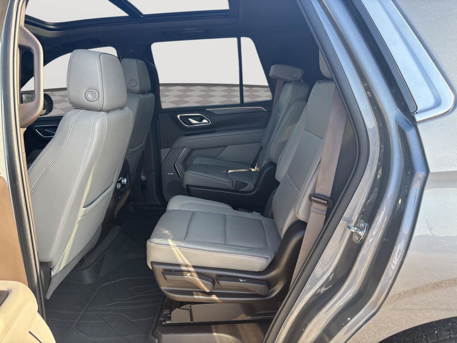Used 2022 GMC Yukon SLT w/ SLT Premium Package RWD image 20
