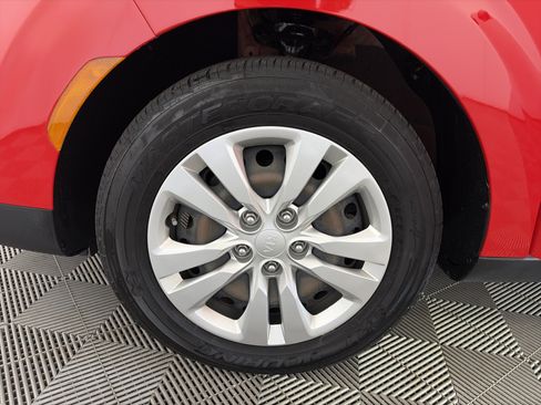 Certified 2021 Kia Soul LX FWD image 13