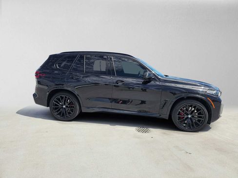 Used 2024 BMW X5 xDrive40i w/ M Sport Package AWD/4WD image 2