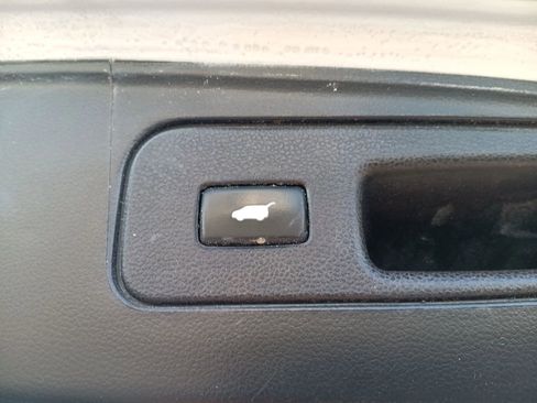 Used 2015 Honda Pilot Touring image 11