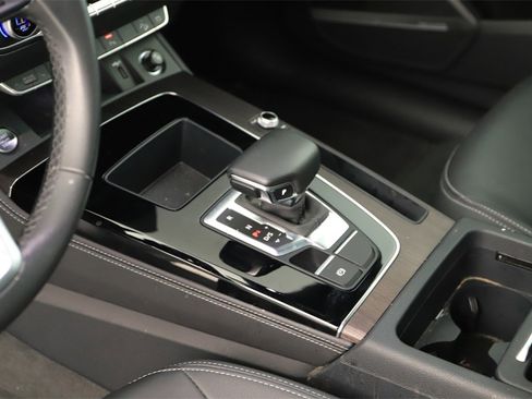 Certified 2022 Audi Q5 2.0T Premium Plus w/ Premium Plus Package image 18