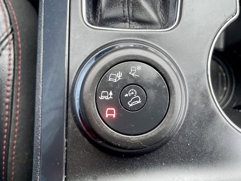 Used 2018 Ford Explorer Sport w/ Ford Safe & Smart Package image 36