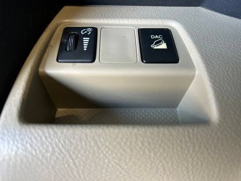 Used 2012 Toyota RAV4 Limited w/ Premium Plus Value Pkg AWD/4WD image 17